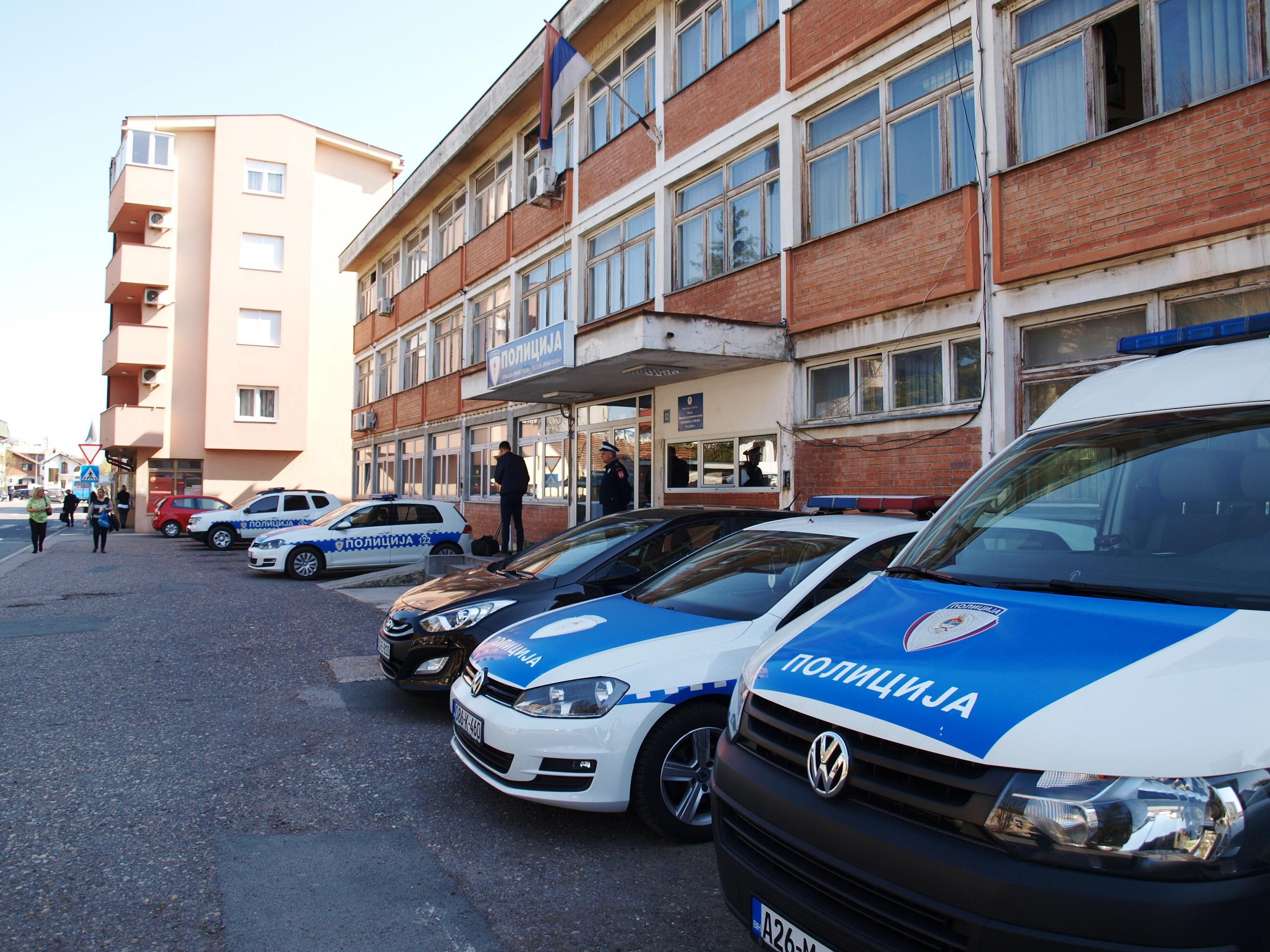 Pijani vozač vrijeđao policajce