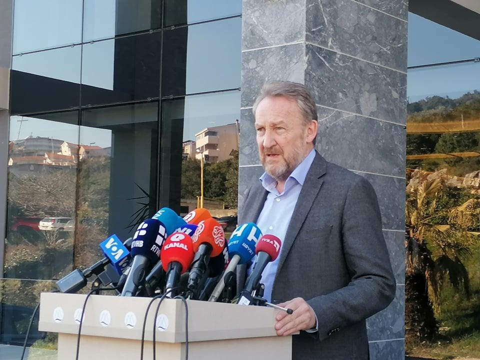 Izetbegović: Pregovore ćemo u Sarajevu nastaviti sami, pitanje Doma naroda skoro riješeno