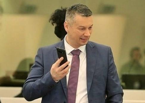 Nešić: Zakon o zabrani zloupotrebe pojma genocida ne rješava problem