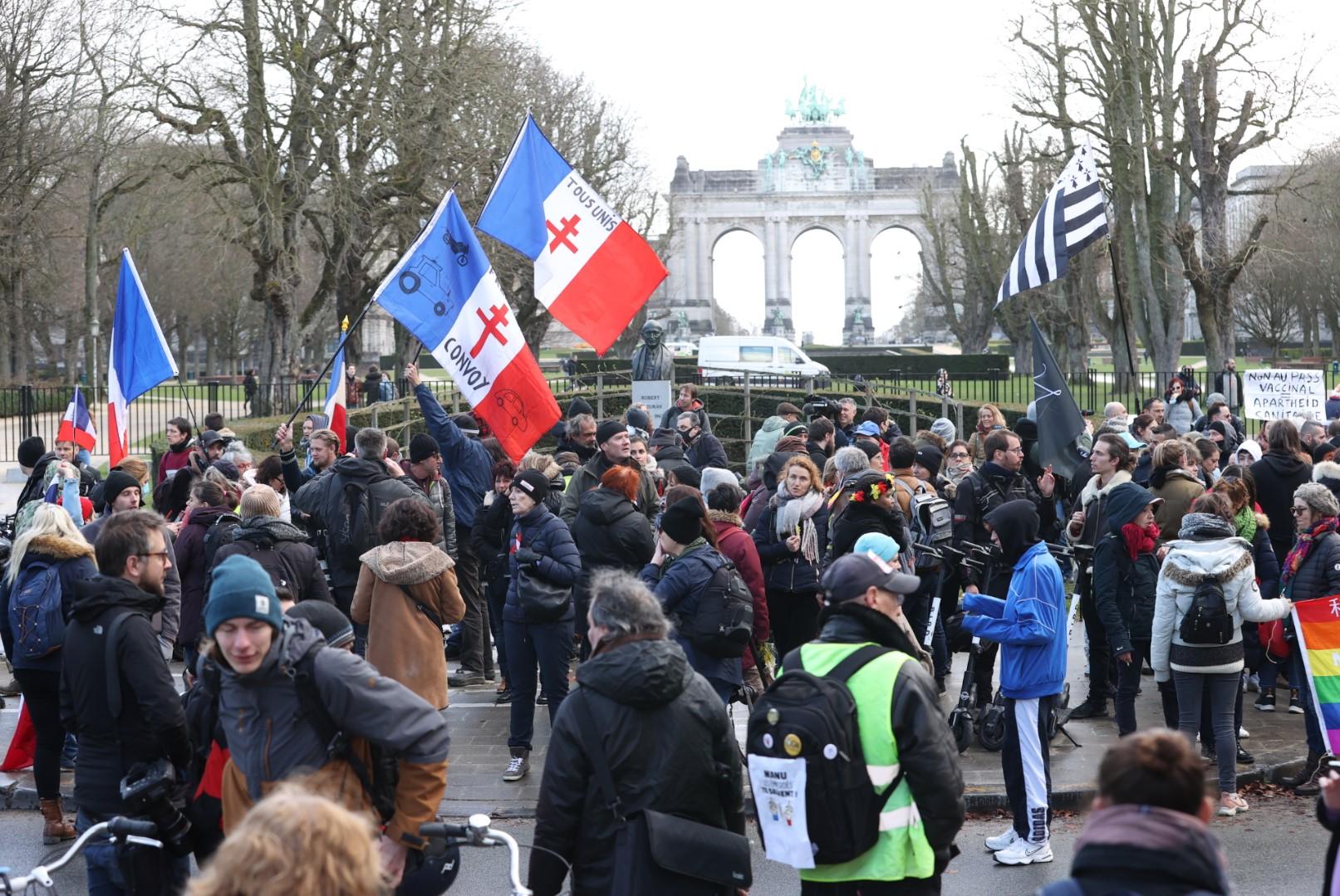 Spriječen protest kamiondžija u Belgiji, priveden veliki broj osoba