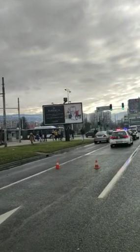 Policijski službenici na terenu - Avaz