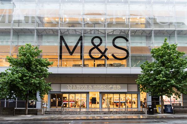 "Marks & Spencer" zaustavlja isporuke ruskim franšizama