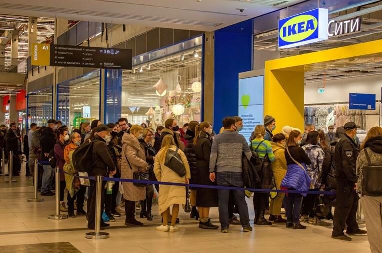 Redovi pred IKEA-om - Avaz