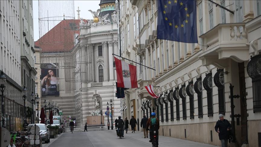 Austrija odustaje od obavezne vakcinacije