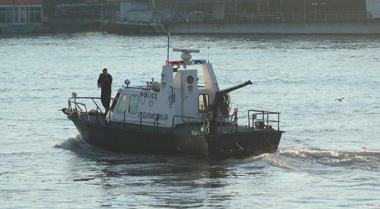 Policija na terenu - Avaz