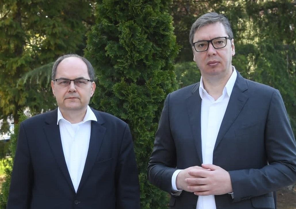 Vučić nakon sastanka sa Šmitom: Očuvanje mira u BiH i cijelom regionu od presudnog značaja