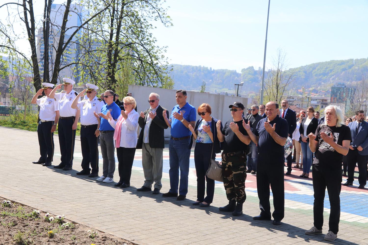 Obilježavanje Dana Armije RBiH u Tuzli - Avaz