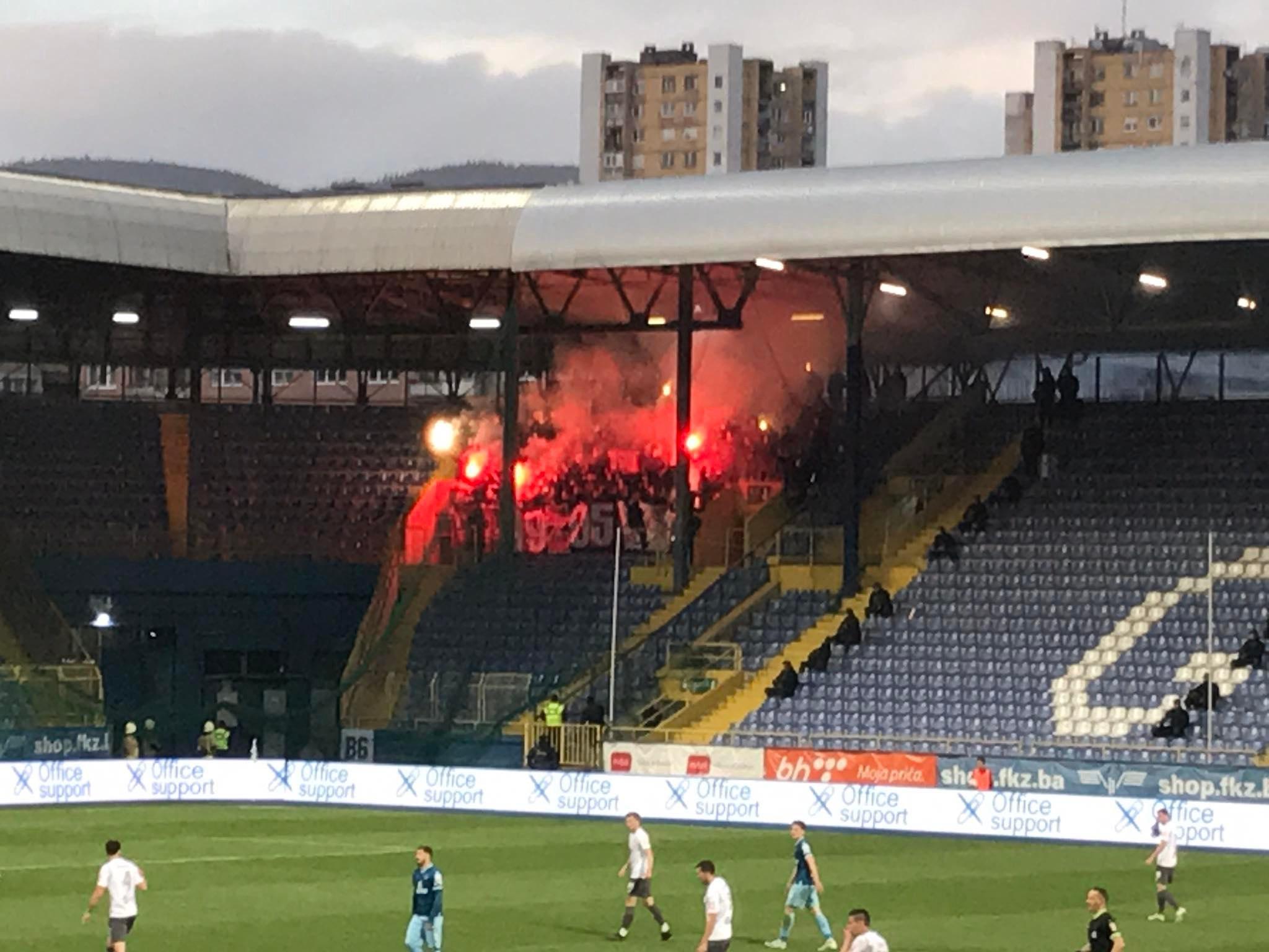 Navijači Zrinjskog bakljadom ispratili pogodak Bilbije - Avaz