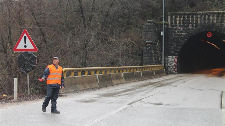 Kroz tunel se saobraća jednom trakom - Avaz