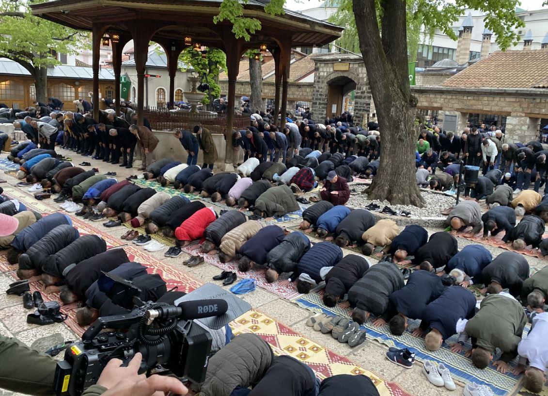 Klanjan bajram-namaz, centralna svečanost održana u Gazi Husrev-begovoj džamiji u Sarajevu