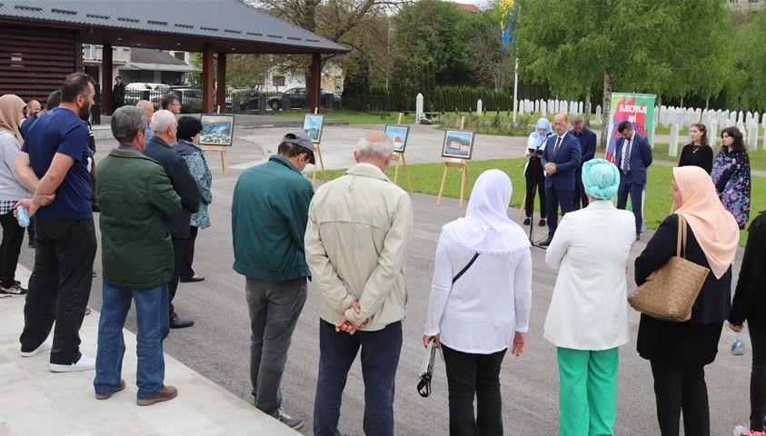 Izložba slika “Obnovljene bratunačke džamije” - Avaz