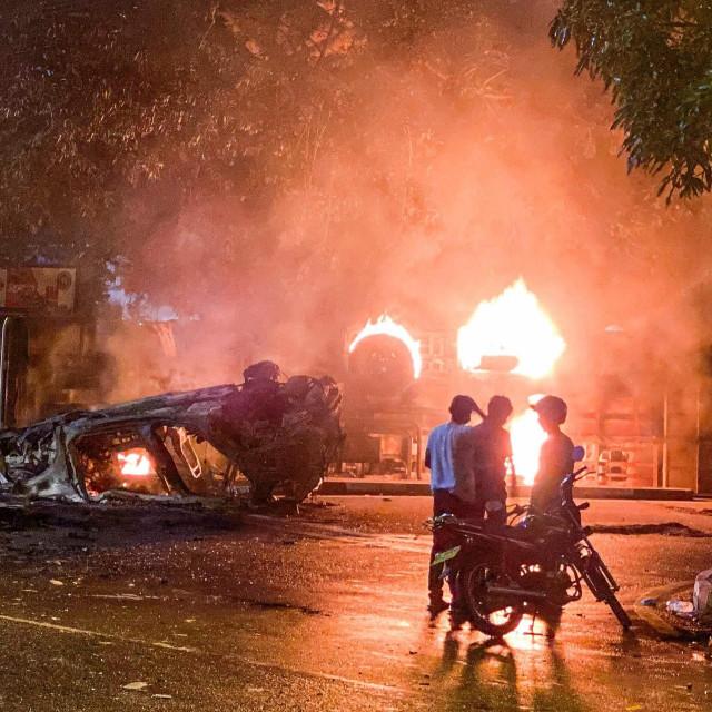 Protesti traju već nekoliko sedmica - Avaz