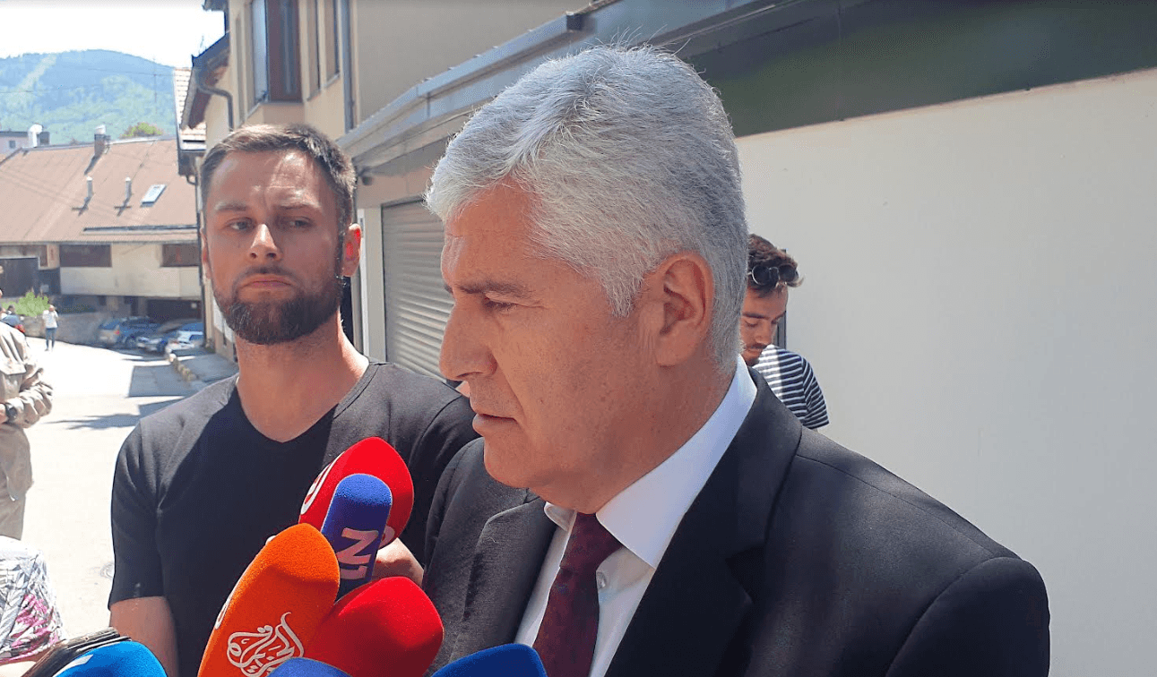 Čović:  Što se tiče hrvatske strane kazali smo da ćemo dalje govoriti o pregovaračkim aktivnostima - Avaz