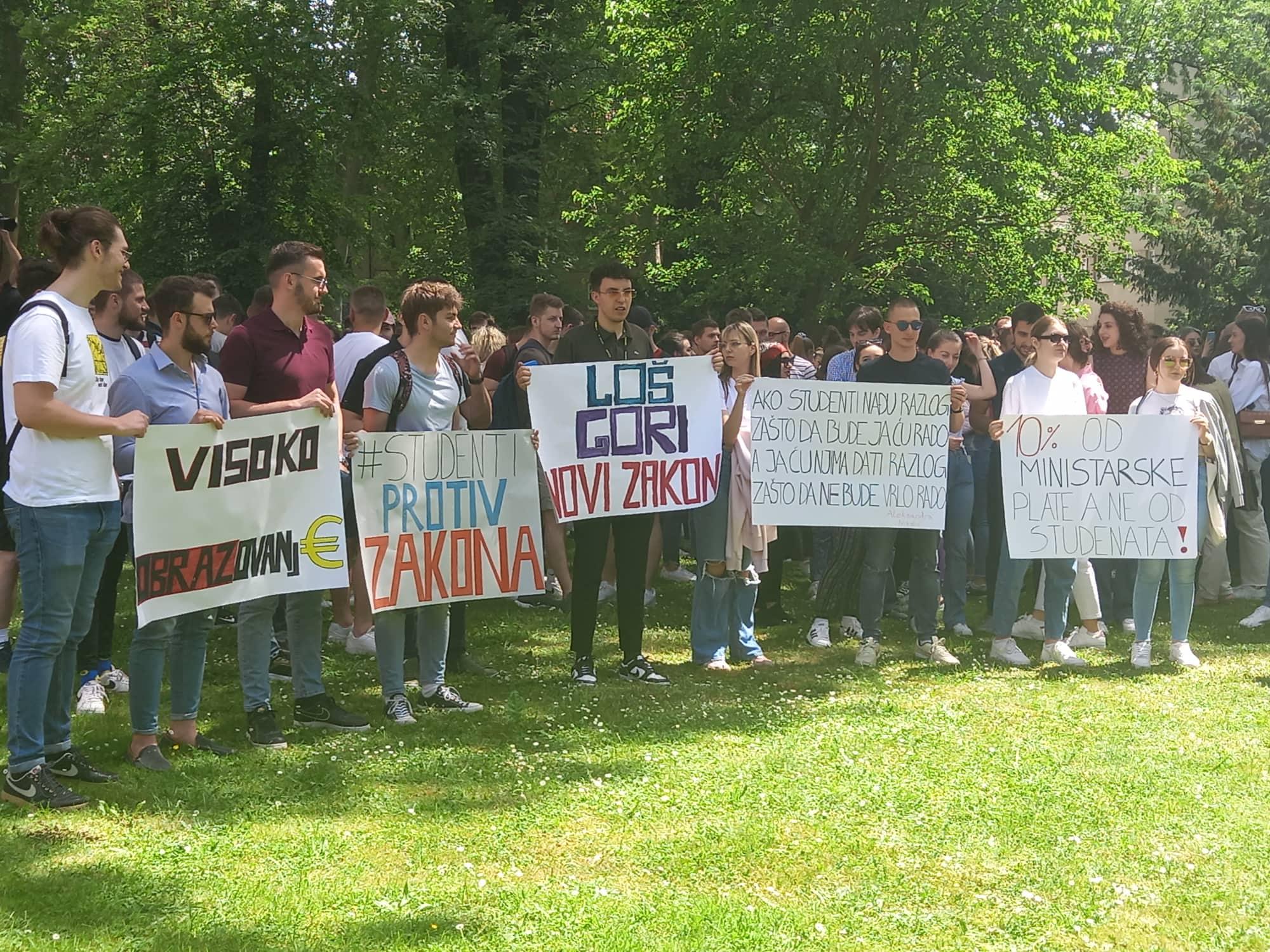 Protest studenata u Sarajevu: Zakon o visokom obrazovanju treba biti povučen