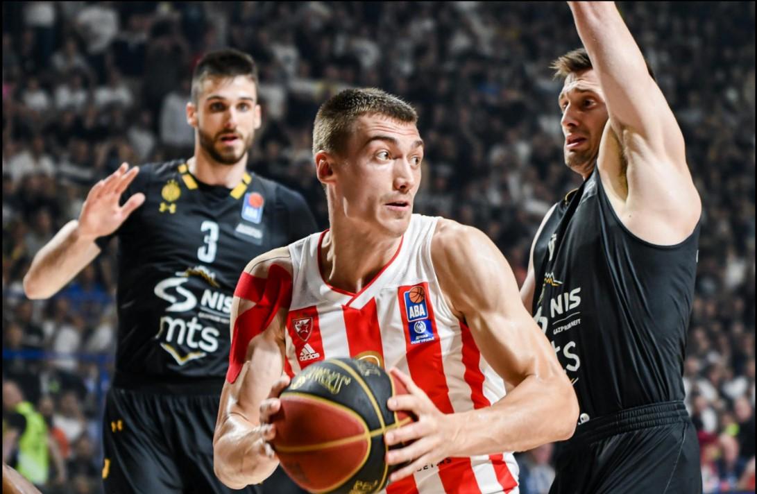 KK Crvena zvezda: Da li "moramo“ pokloniti titulu i „pokriti“ sezonu najtrofejnijem treneru