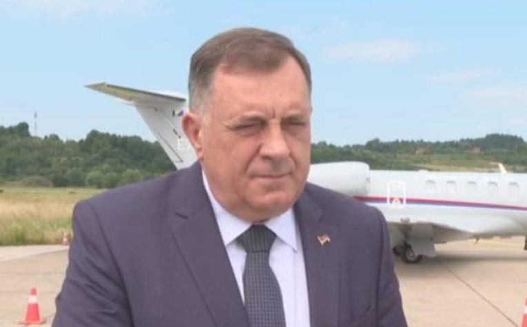 Dodik uoči odlaska u Brisel: Nismo spremni prihvatiti bilo kakvu kvalifikaciju sukoba u Ukrajini