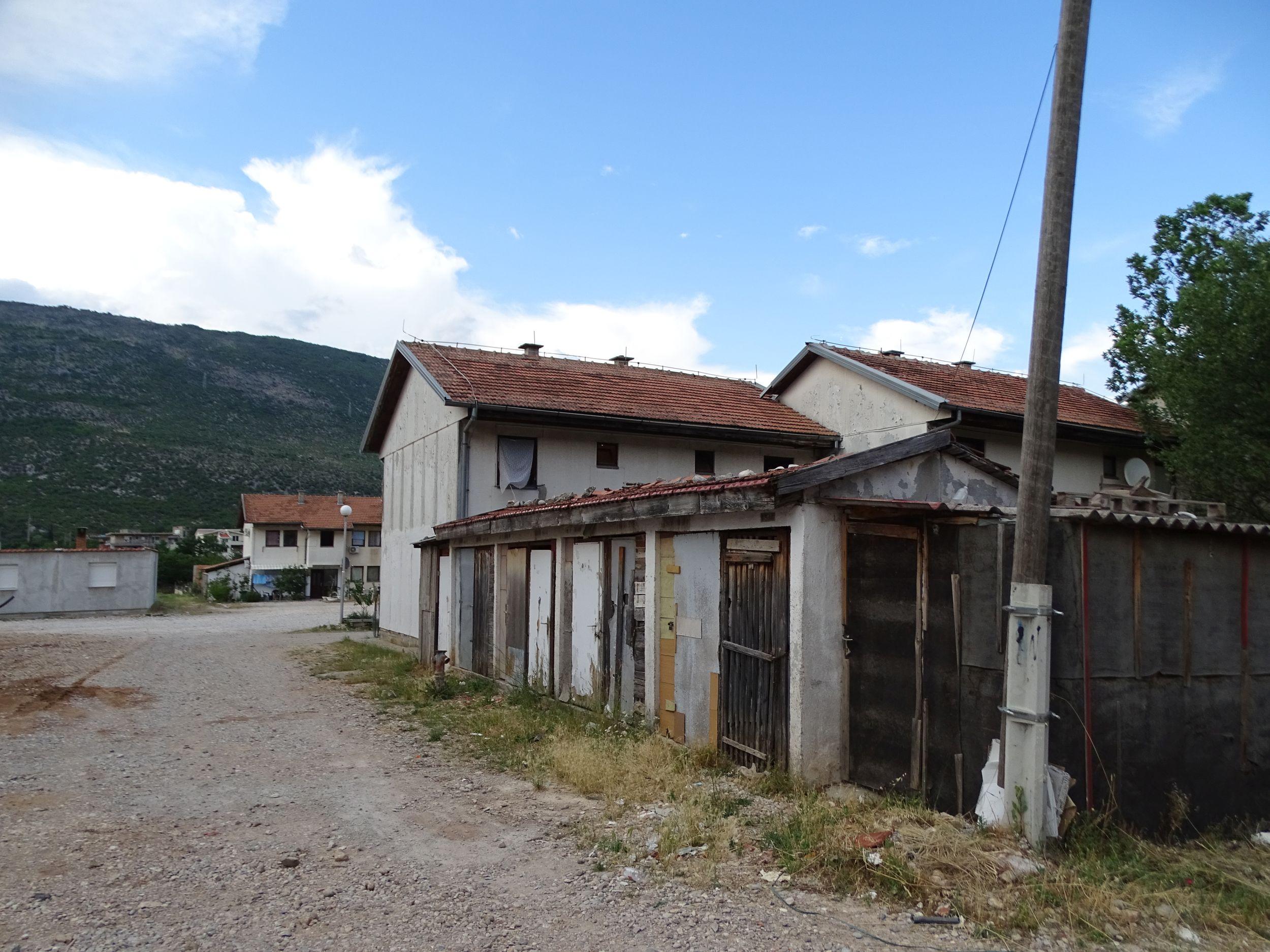 Žive u naselju za „sirotinju i bijedu“ u uslovima nedostojnog čovjeka - Avaz