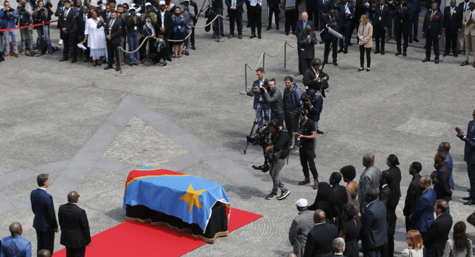 Ceremonija prodaje kojoj su prisustvovali predstavnici Belgije i Konga - Avaz