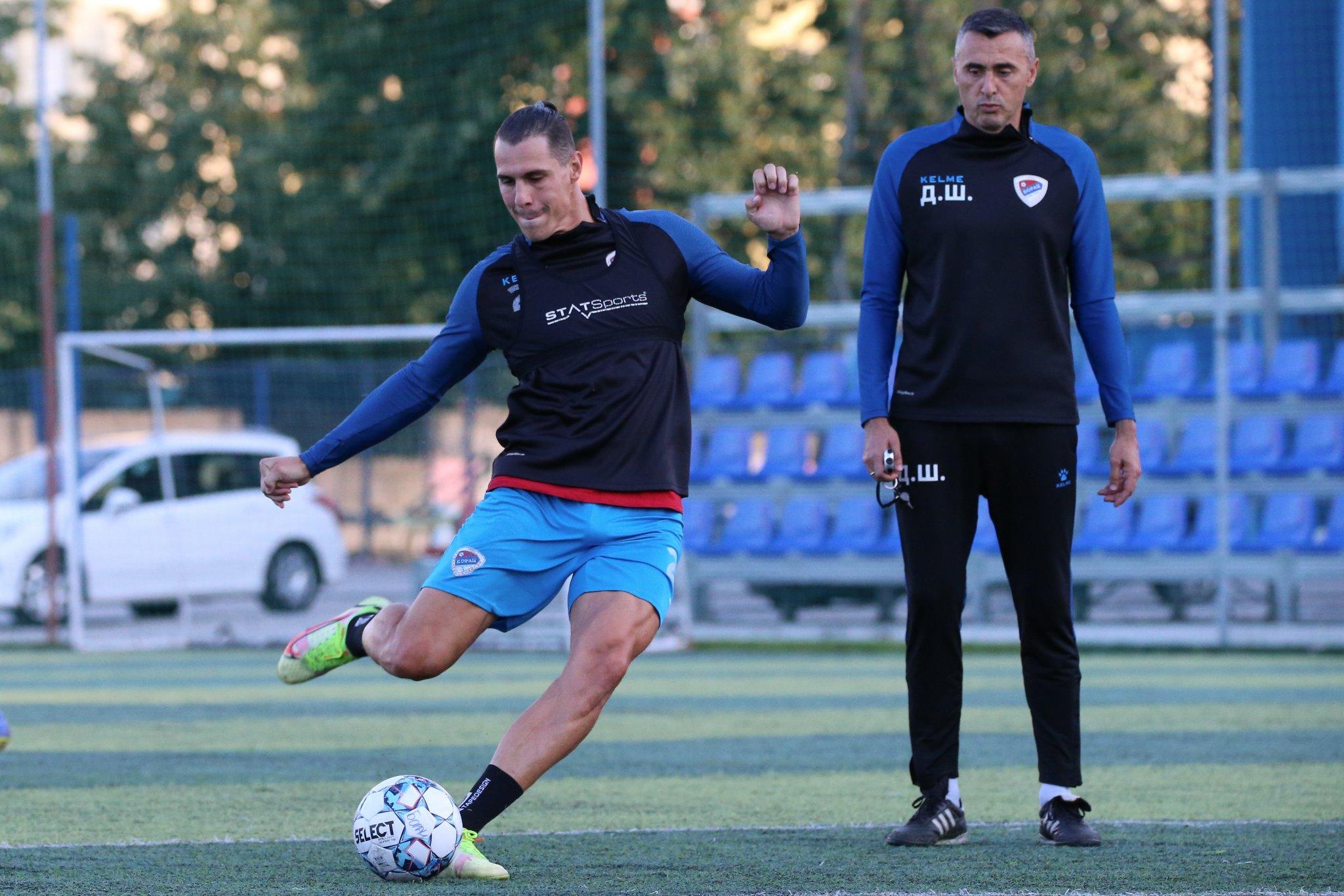 Stoper Borca Darko Lazić za "Avaz": Dočekalo nas je hladno vrijeme, ne bojimo se vještačkog terena