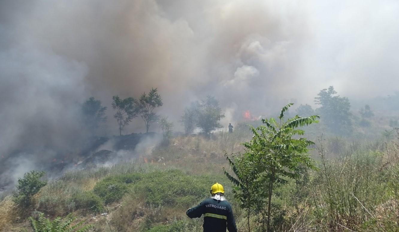 S posljednjeg požara koji je u Mostaru ugrozio objekte - Avaz