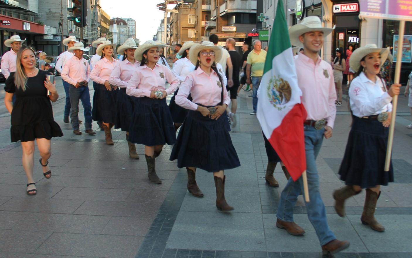 Petnaesti festival folklora u Nišu - Avaz