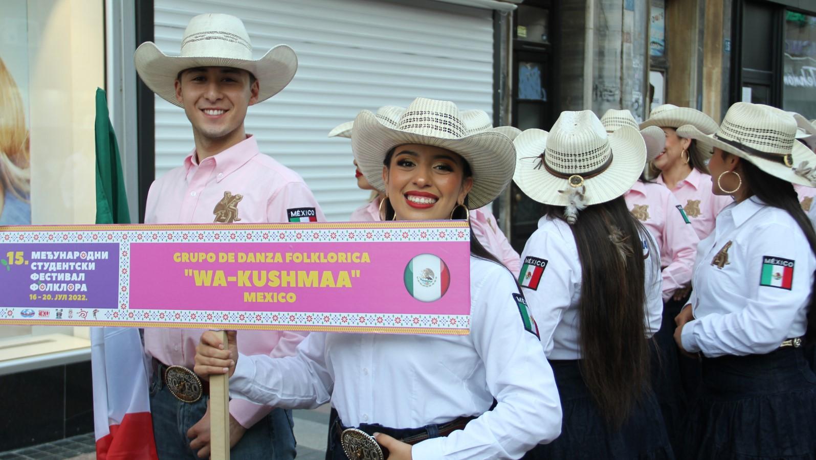 Petnaesti festival folklora u Nišu - Avaz