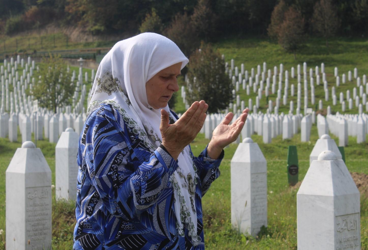 Četiri godine od smrti Hatidže Mehmedović, majke koja se borila za istinu o genocidu u Srebrenici