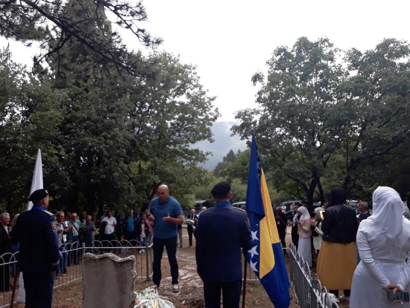 Na Golom brdu na Igmanu obilježena godišnjica pogibije heroja Emira Bogunića Čarlija