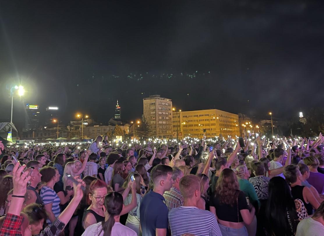 Nastavlja se zabava na platou Skenderije - Avaz