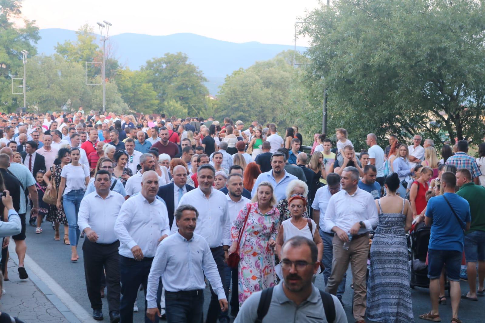 Bećirović u Bihaću: Prioritet je povezati Sarajevo sa Bihaćem i Krajinom