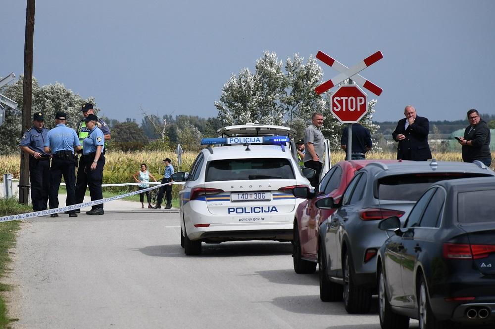 Prve fotografije sa mjesta stravične nesreće: Poginuli djevojka i dvoje male djece