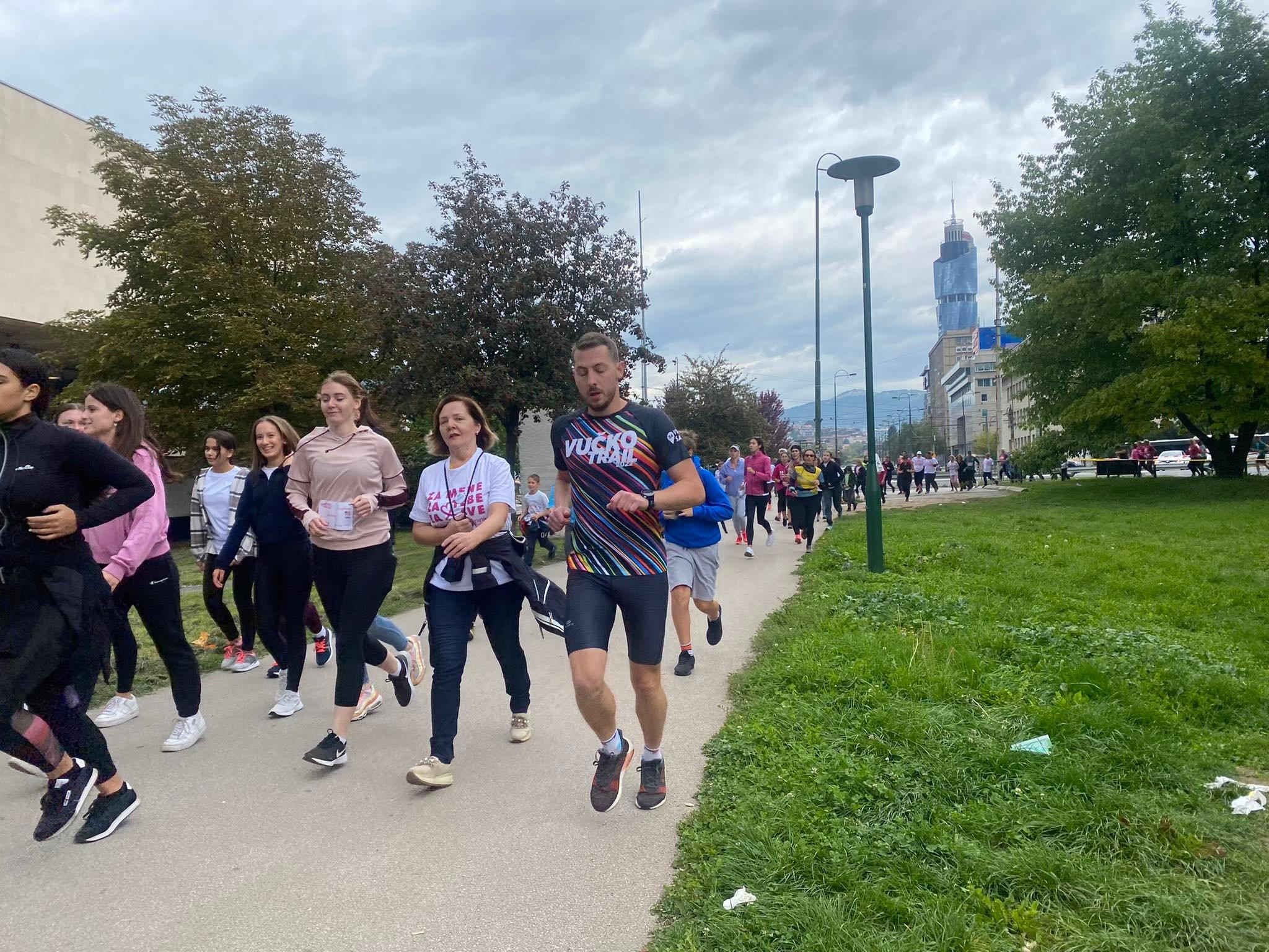 Održana Trka/šetnja za ozdravljenje "Race For The Cure": Žene koje boluju od karcinoma dojke nisu same u borbi