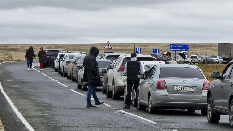 Rusi na granici s Kazahstanom - Avaz