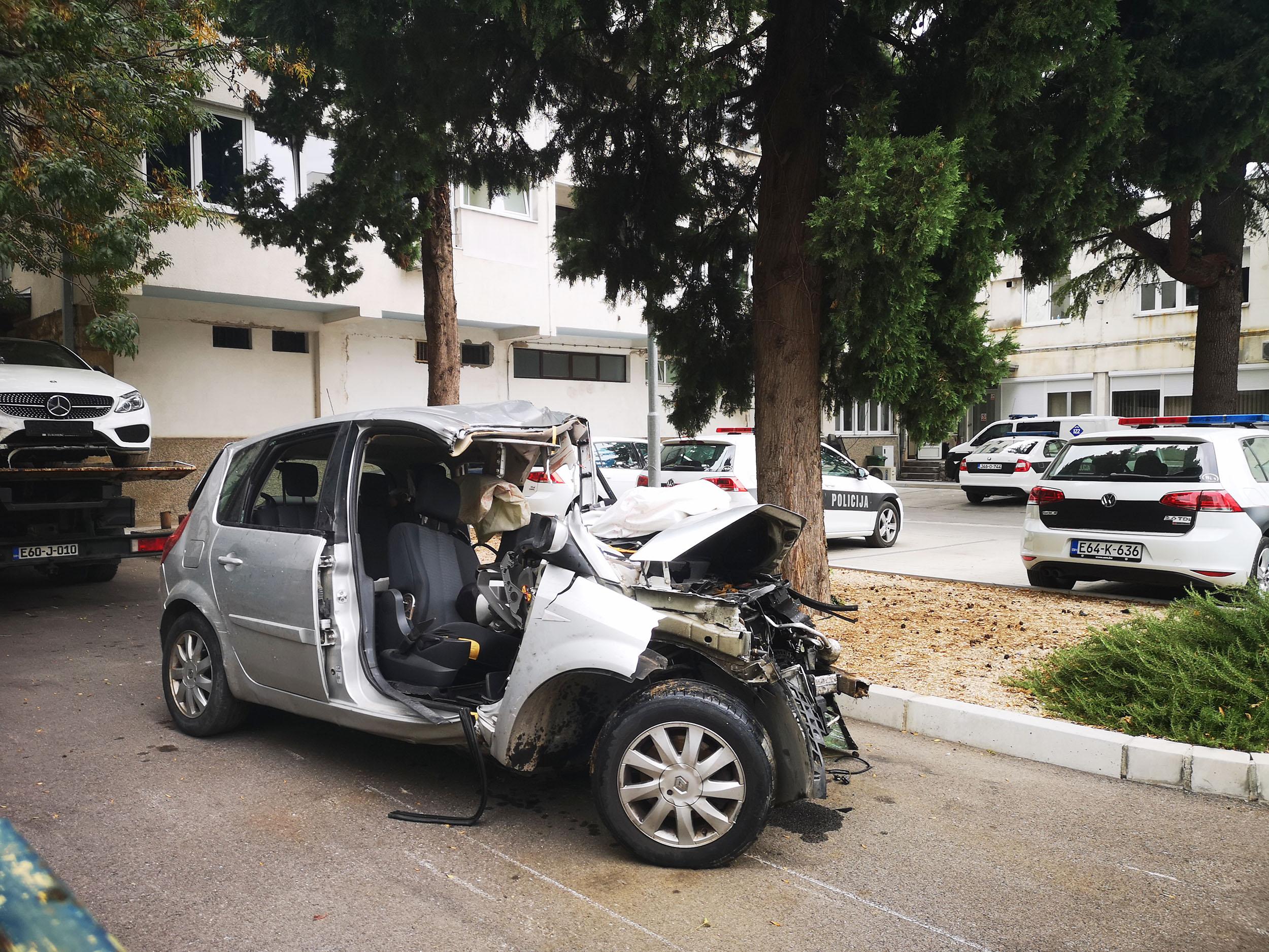 Nakon pogibije tri člana porodice Krstić: Trogodišnja djevojčica otpuštena iz bolnice