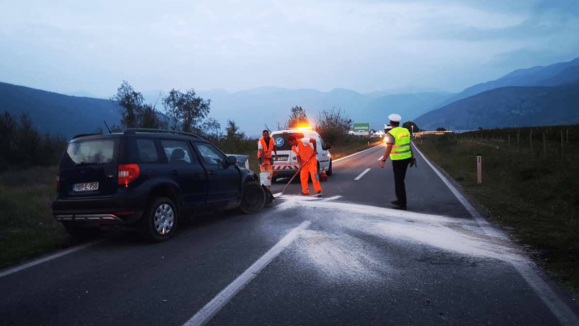 Sa mjesta nesreće - Avaz