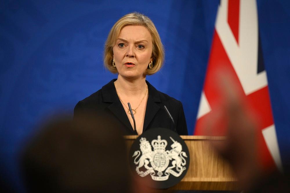 Britanska premijerka nakon smjene važnog ministra: Neću dati ostavku