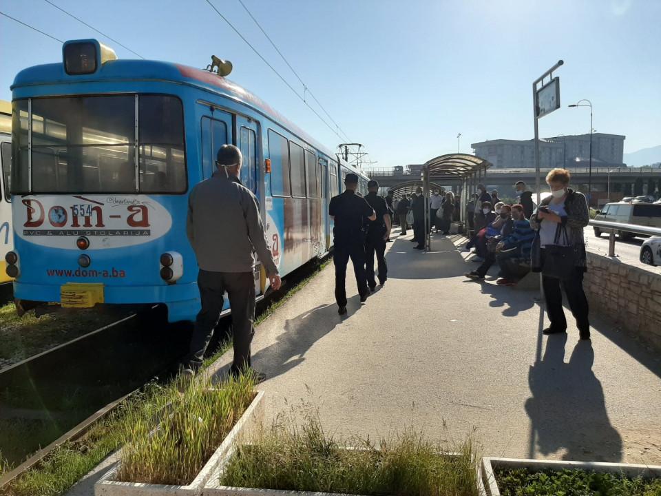 Tramvaj stao na Stupu - Avaz