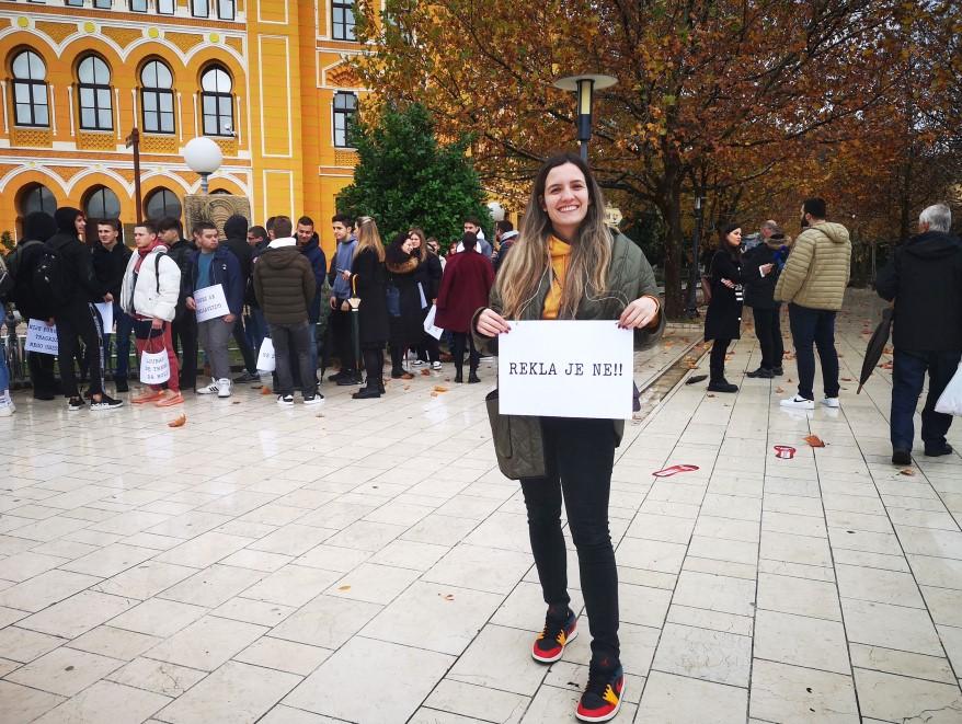 S mirne šetnje - Avaz