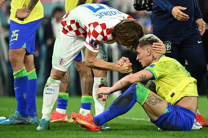 Modrić pruža ruku Brazilcu nakon eliminacije - Avaz