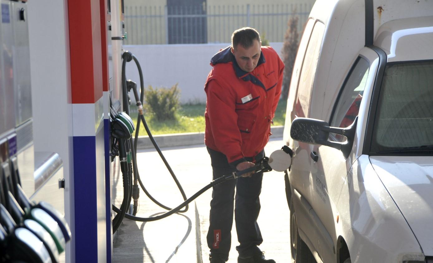 Cijene goriva u značajnom padu u BiH: Litar dizela 2,81, benzina 2,50 KM