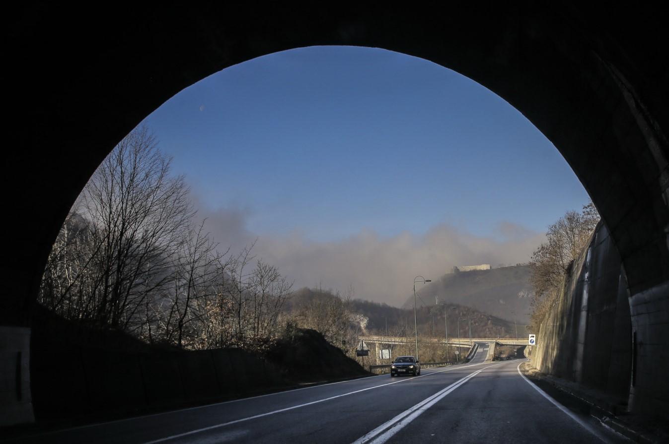 Promet vozila na putevima u Bosni i Hercegovini je umjerenog inteziteta - Avaz