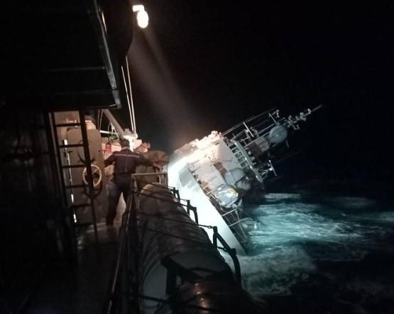 Tri broda mornarice i dva helikoptera poslani su da pronađu nestale - Avaz