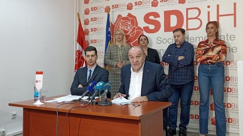 Bijedić nakon oslobađajuće presude: Maltretiran sam sedam godina, bio je montiran proces