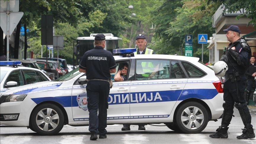 Horor u Beogradu: Učenik (17) pokušao isjeći vene, profesori ga spasili