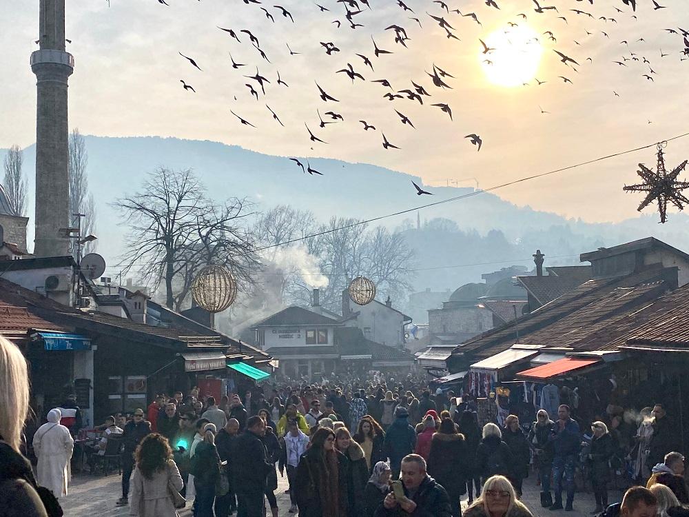 Sarajevo vrvi od turista - Avaz