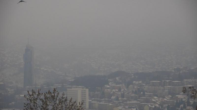 Prosječne satne vrijednosti PM10 tokom dana variraju, ali se naglo povećavaju u noćnim i ranim jutarnjim satima - Avaz