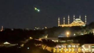 Video / Svi se pitaju šta je ovo: Misteriozna svjetlost na nebu iznad Istanbula 