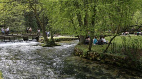 Vrelo Bosne - Avaz