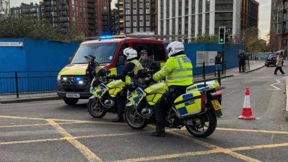 Policija na ulicama Londona - Avaz