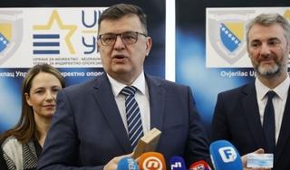 Tegeltija uručio digitalni kvalifikovani potpis ministru Forti